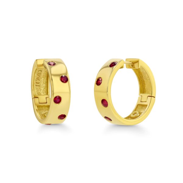 18k Yellow Gold Earrings with Rubies