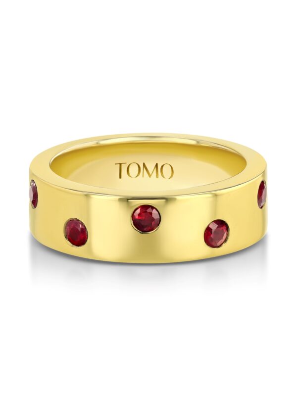 18k Yellow Gold Ring with Rubies