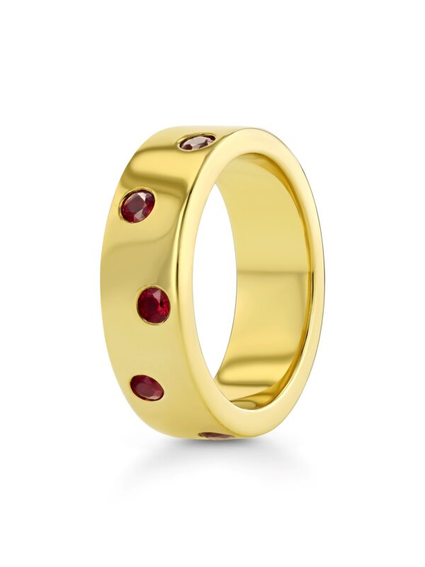 18k Yellow Gold Ring with Rubies 2