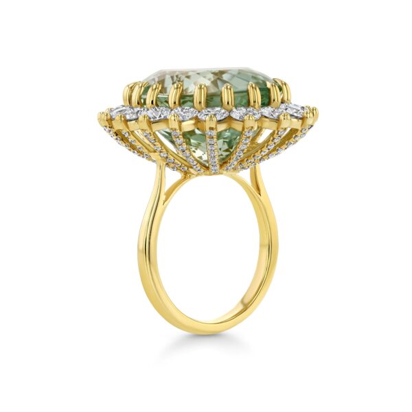 Green Beryl 18k Yellow Gold Ring with Diamonds