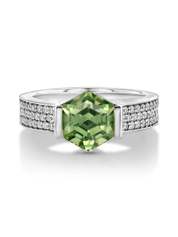 Green Sapphire Platinum Ring with Rectangle Diamonds