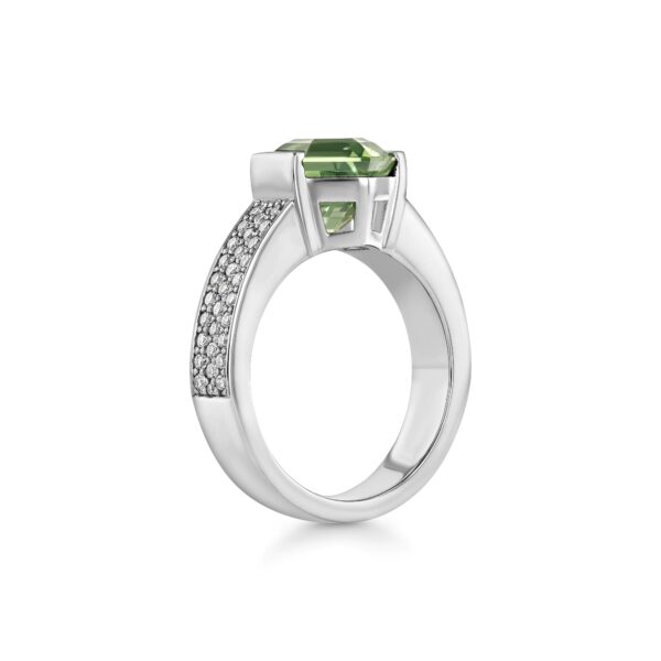 Green Sapphire Platinum Ring with Rectangle Diamonds