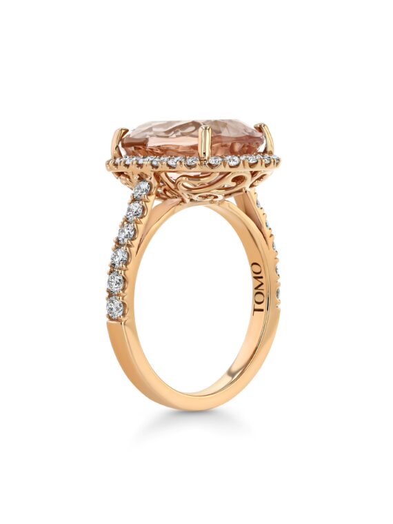 Oval Morganite 18k Rose Gold Ring with Diamonds 2 570x760 1